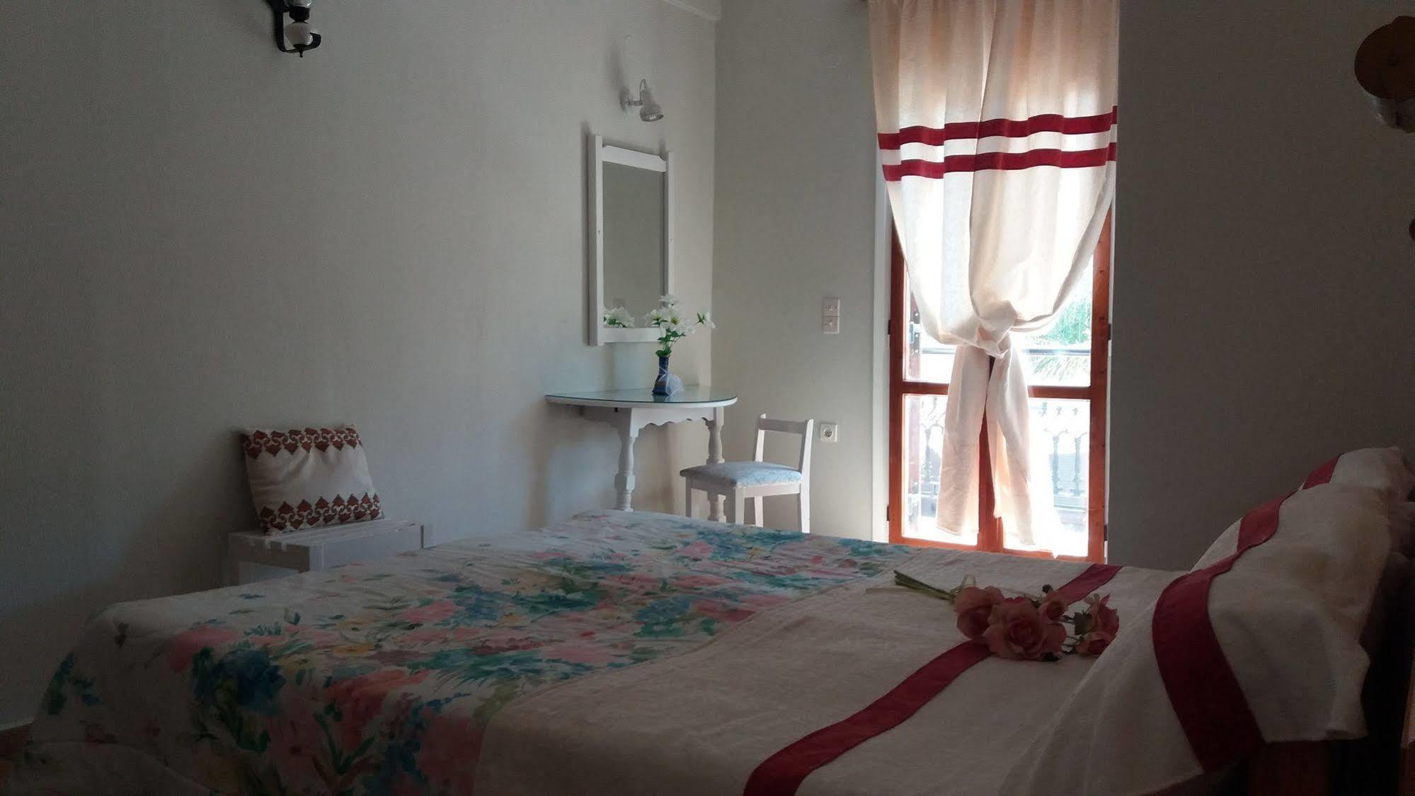 Piskopiano Studios Bagian luar foto