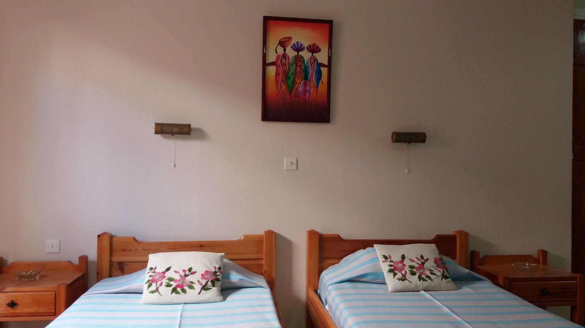 Piskopiano Studios Bagian luar foto